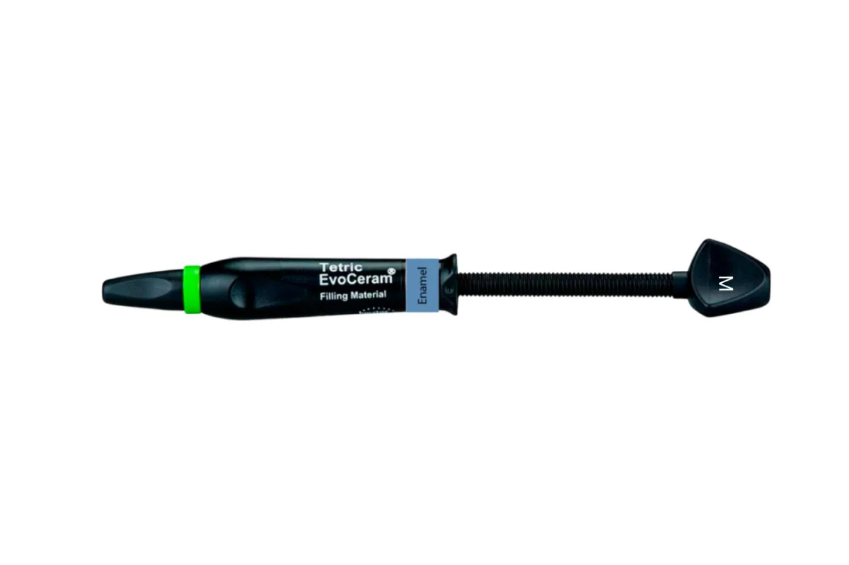Tetric EvoCeram Refill Enamel Bleach M, шприц - (1 х 3г.)