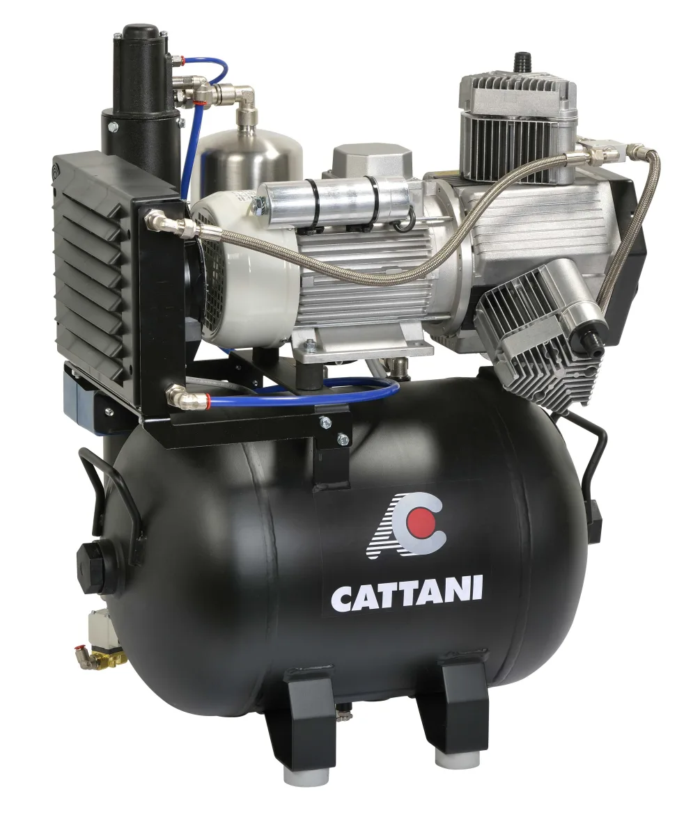Безмасляный компрессор Cattani для 3х установок, ресивер 45 л