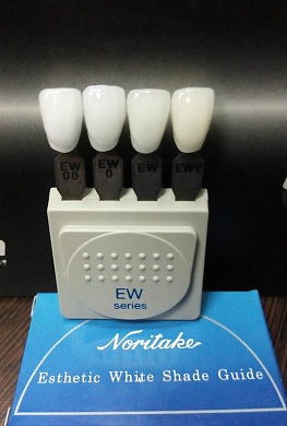Шкала Esthetic White Shade Guide